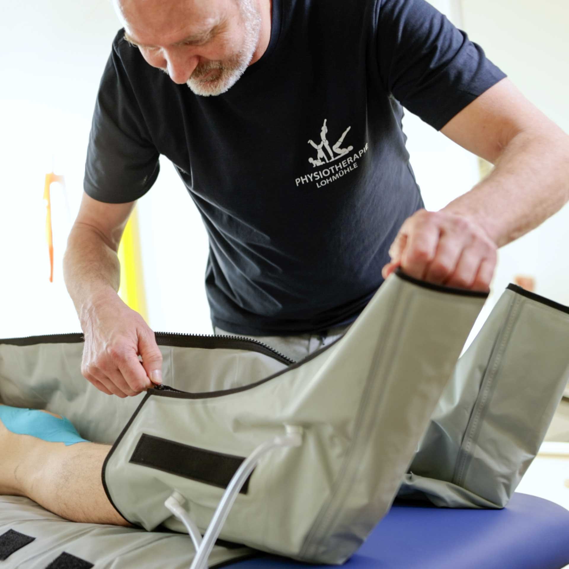 Sportphysio-Zimmer-Recovery-Boots-12